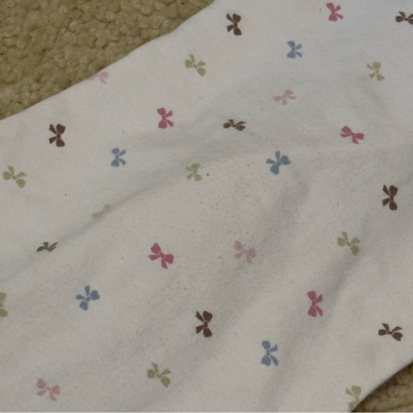 Baby Swaddle with Colorful Bow Print - Picture 3 of 8